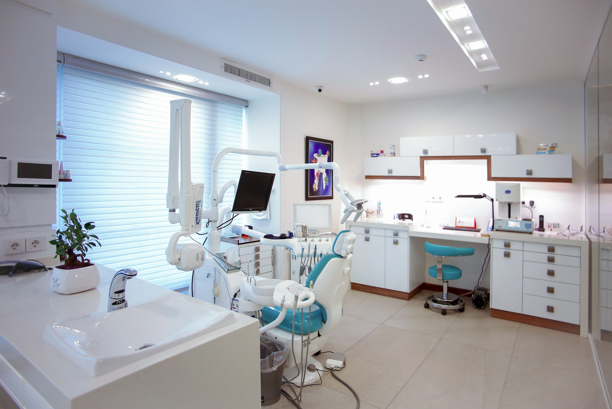 Inside Birchwood Dental Studio